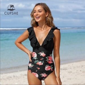 Cupshe floral one piece